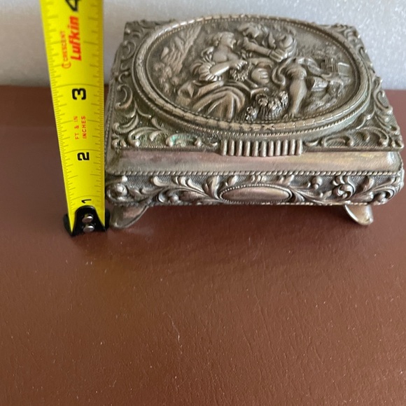 Vintage silver jewelry box - Picture 5 of 12